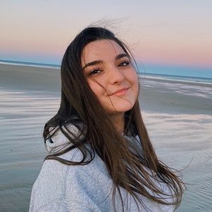 Meet your Posher, Isabella